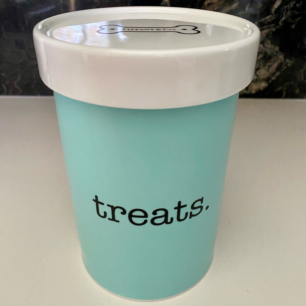 TIFFANY & CO. PAPER PET TREAT JAR